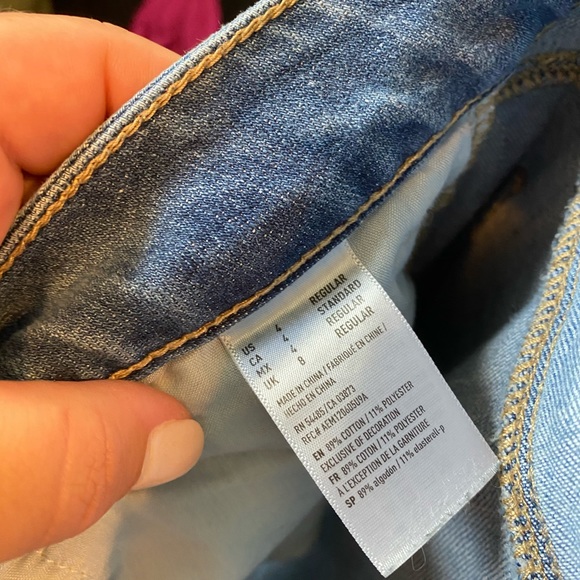 american eagle distressed denim - Picture 4 of 4